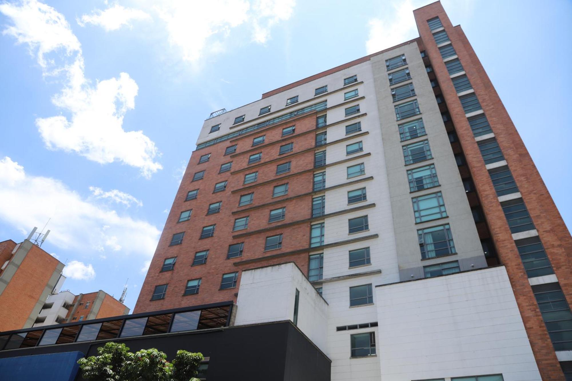 Hotel Tryp Medellin Estadio Esterno foto